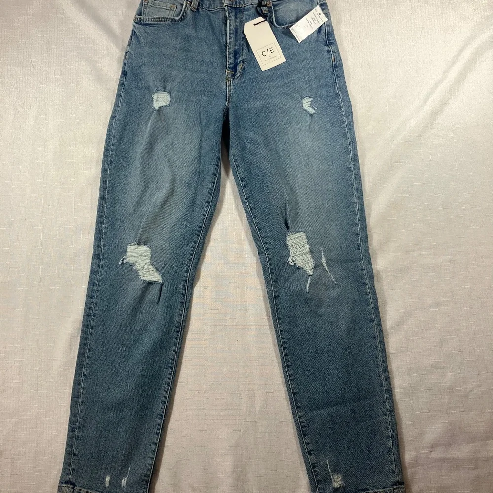NWT Current/Elliott Original Boyfriend Sunny Destructed Jeans, Size 25 - Picture 8 of 14